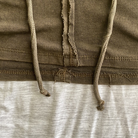 Free People Olive green tank top - Picture 4 of 8